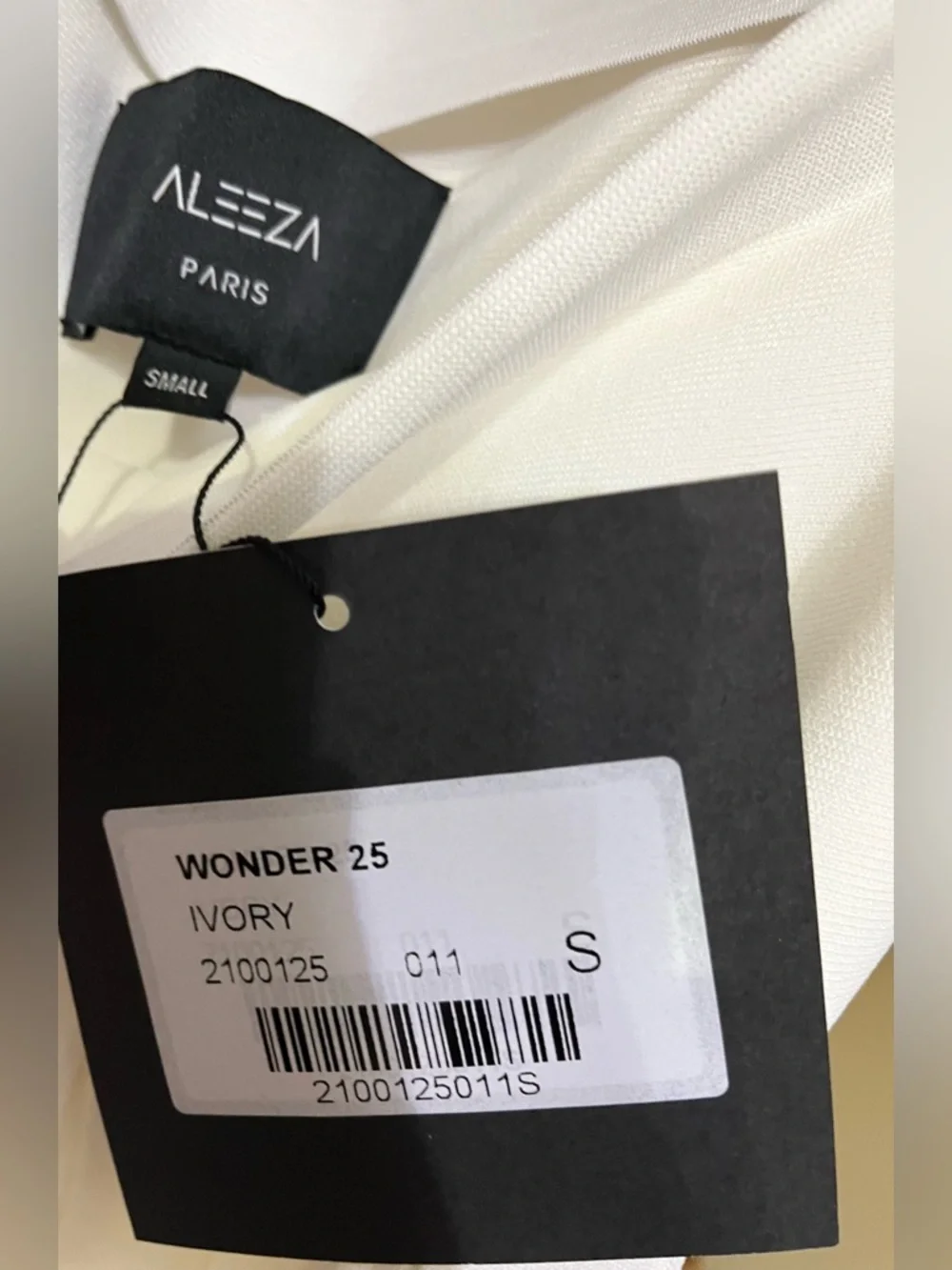 Aleeza Paris Grace Chain Cardigan & Pleated Wonder Skirt Set Ivory – Size Small - Picture 8 of 8